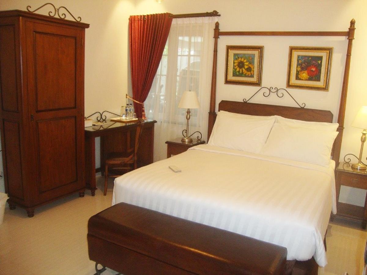 Hotel Front One Boutique Baluran Malang Esterno foto