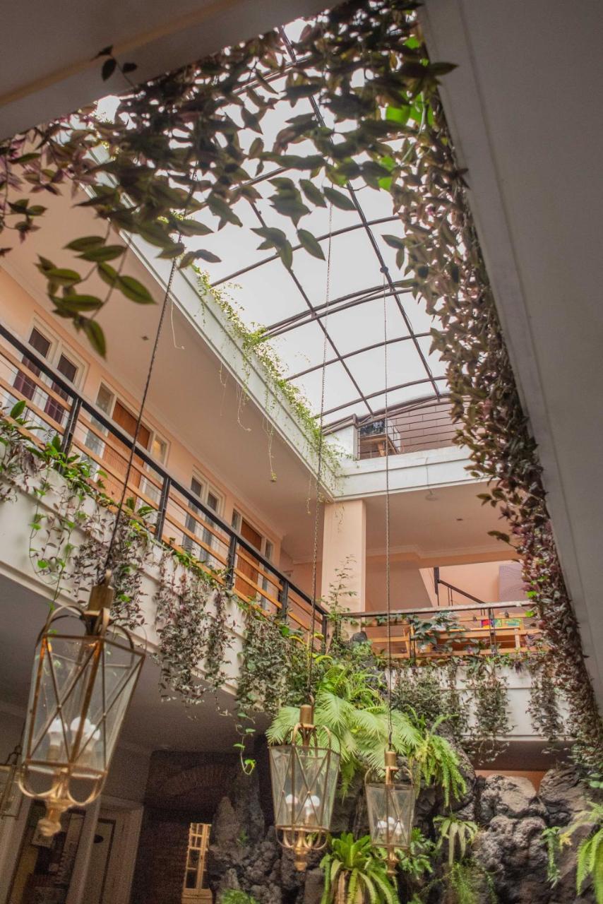 Hotel Front One Boutique Baluran Malang Esterno foto