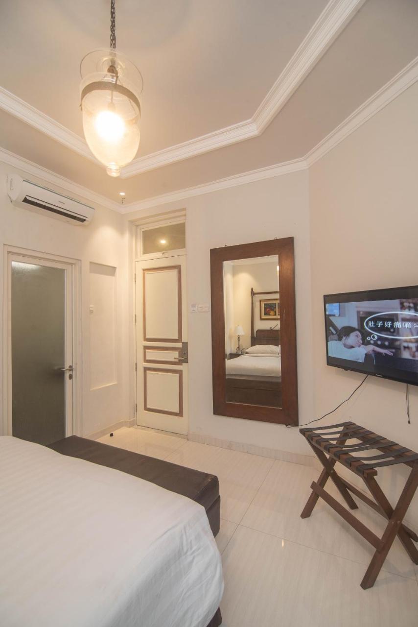 Hotel Front One Boutique Baluran Malang Esterno foto