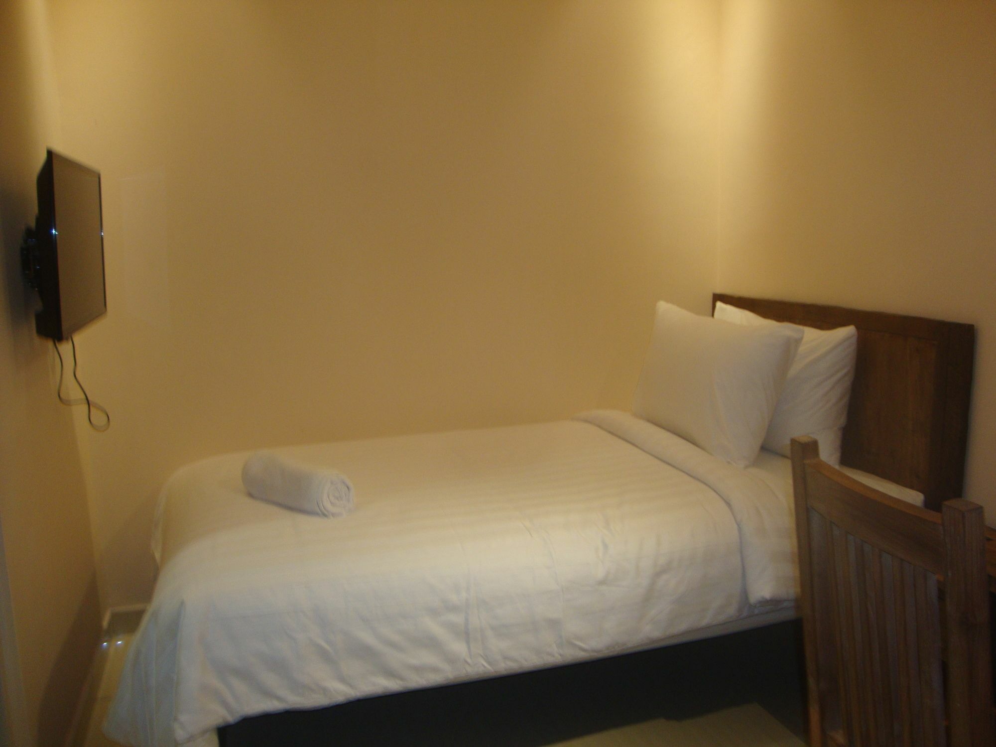 Hotel Front One Boutique Baluran Malang Esterno foto