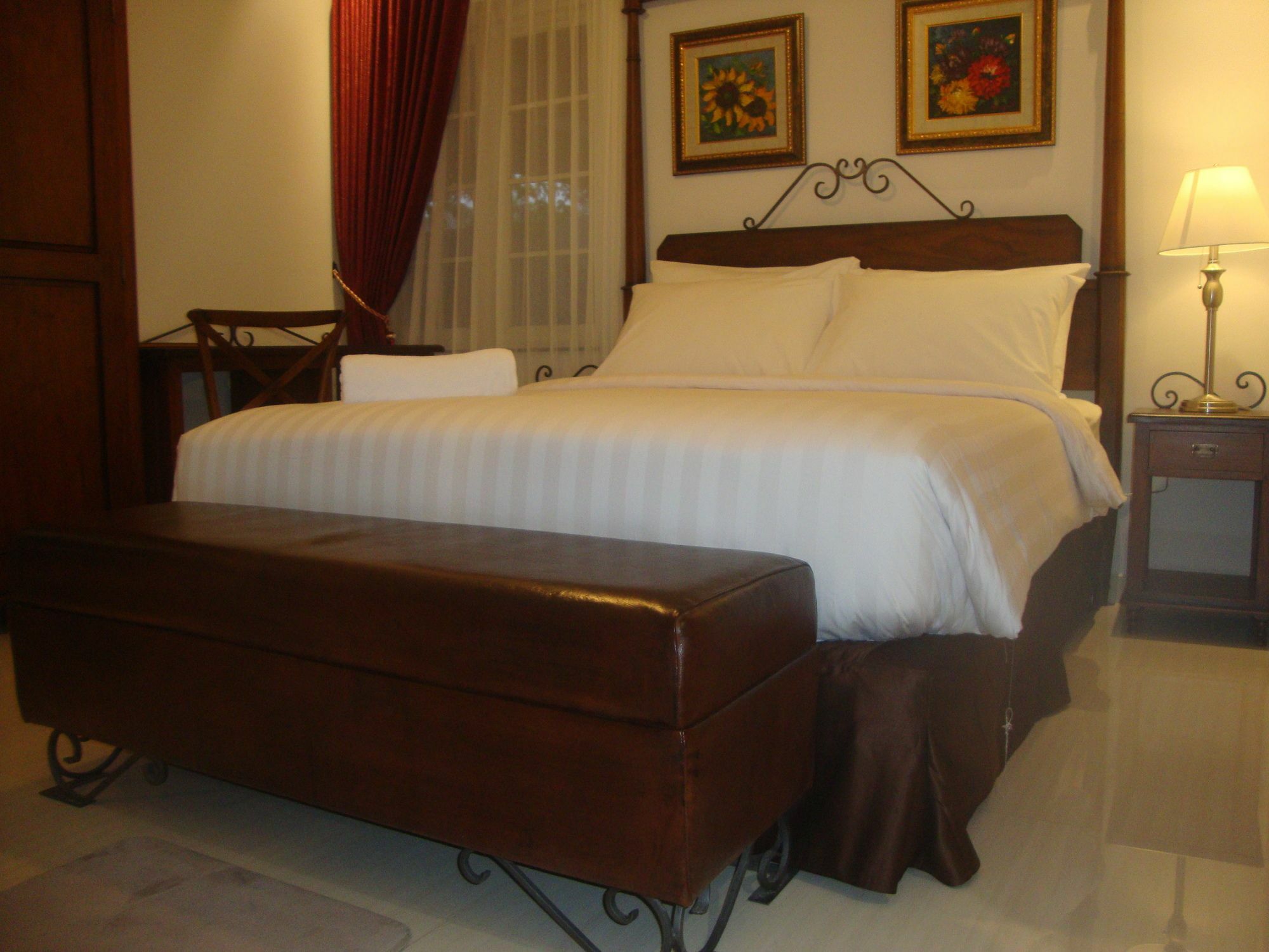 Hotel Front One Boutique Baluran Malang Esterno foto
